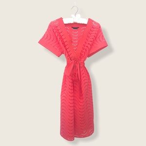 BCBG MaxAzaria Bright Coral Belted Eyelet Dress Size: 10 | Wedding Guest Dress
